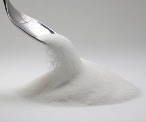 Czy erytrytol (słodzik) jest zdrowy? Ile kalorii ma erytrytol?