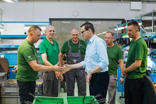 Mateusz Morawiecki w fabryce broni Łucznik w Radomiu
