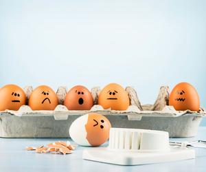 Wielkanoc 2023: pisanki. Jak zrobić? Najlepsze 'nerdowe' inspiracje na świąteczne jajka!