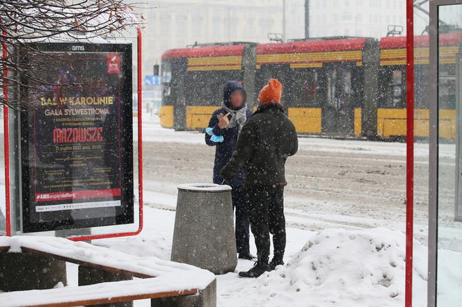 Wielka śnieżyca w Warszawie. Kiedy przestanie sypać? Zaskakująca prognoza