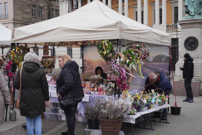 Kiermasz i inscenizacja na Placu Wolności z okazji Kaziuka Wileńskiego