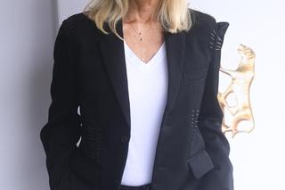 Grażyna Torbicka zadała szyku na festiwalu w Gdyni. Czas się dla niej zatrzymał. Co za stylizacja!