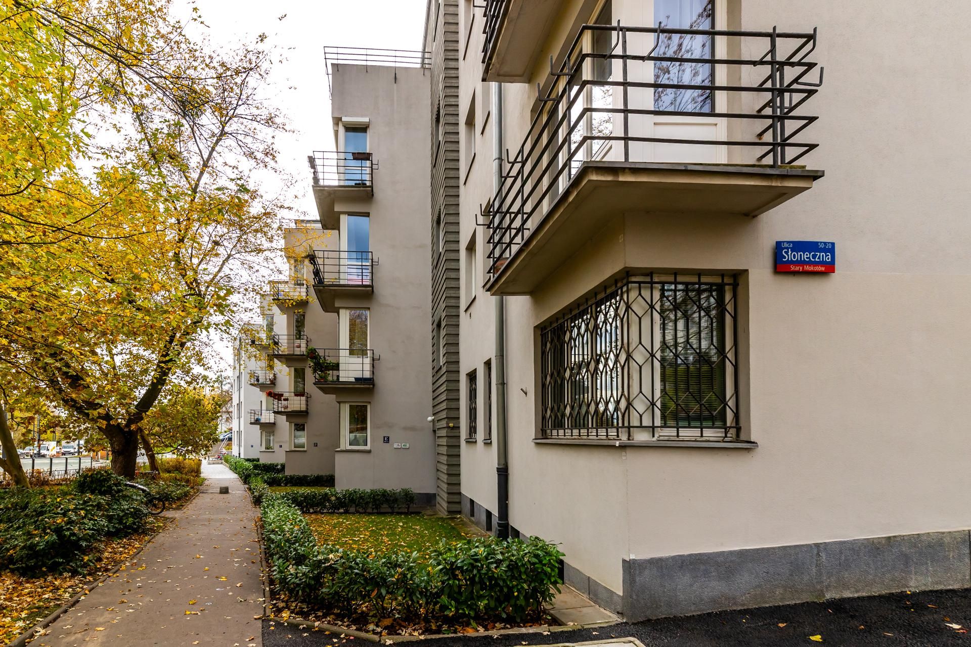 Blok przy ul. Słonecznej 50 w Warszawie