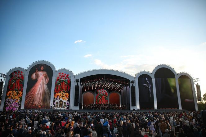 Wierni modlą się za Papieża w Azji. Trwa Symfonia Miłosierdzia w Krakowie