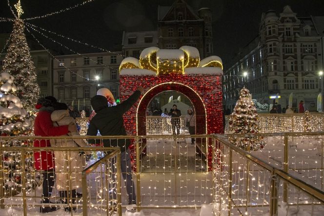 Jarmark i ozdoby świąteczne w Bytomiu w 2023 roku. Było pięknie!