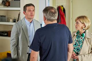 Na Wspólnej odc. 3693: Alan (Jakub Wiszniewski), Danka (Lucyna Malec), Marek (Grzegorz Gzyl)