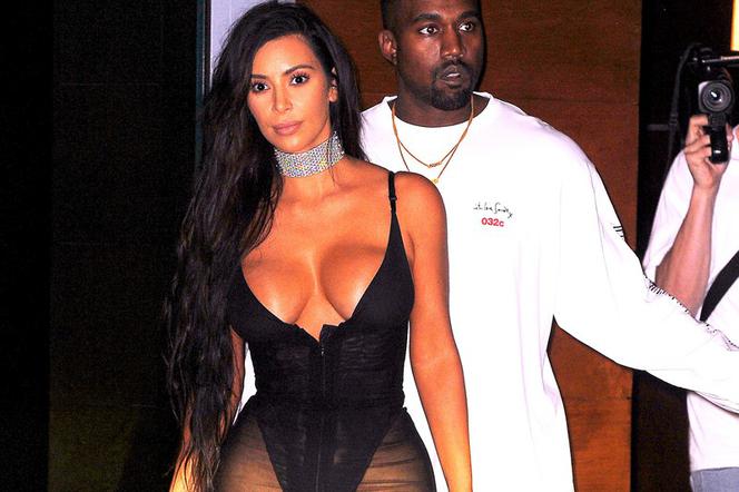 Kim Kardashian z wielkim dekoltem