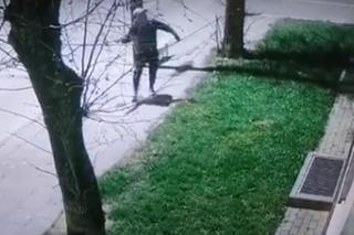 Dźwięk tłuczonej szyby poderwał na nogi policjantów! Groza w komendzie. Nagranie mówi wszystko