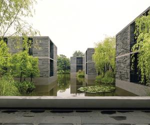 Osiedle z wody, kamienia i światła - Xixi Wetland Estate w Chinach