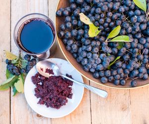 Sok z mrożonej aronii: przepis na sok aroniowy, który pokochasz (i twoje zdrowie też!)