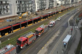 Zderzenie dwóch tramwajów w Warszawie. Wiele osób rannych
