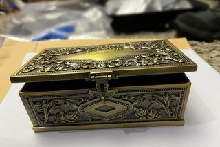 Próbowali wyłudzić od seniorów ponad 300 tys. zł. Dwóch 20-latków odpowie za oszustwa metodą „na policjanta”