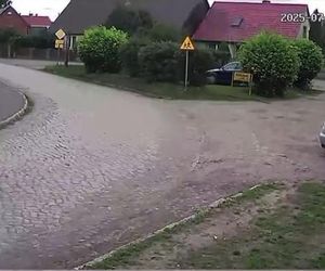 Złapał psa i rzucił nim o ziemię. Wstrząsające nagranie obiegło sieć