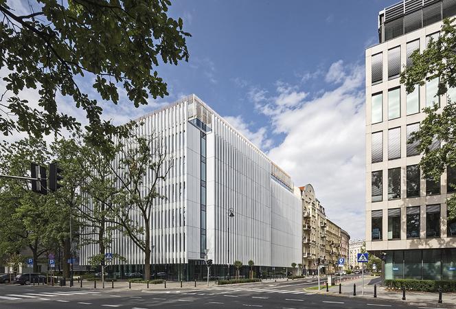 SZUCHA Premium Offices