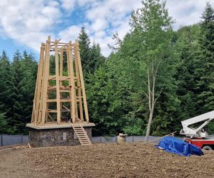 Wieża dla nietoperza. Pierwszy taki obiekt w Polsce powstaje na Podkarpaciu