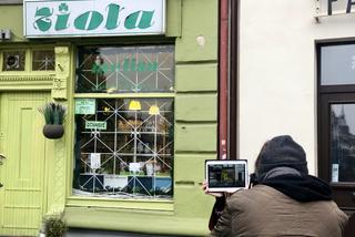 Miasto przygotowało również bezpłatny poradnik „Szyld Gdański”, który jest bardzo pomocny przy projektowaniu reklam i szyldów dla lokali.  