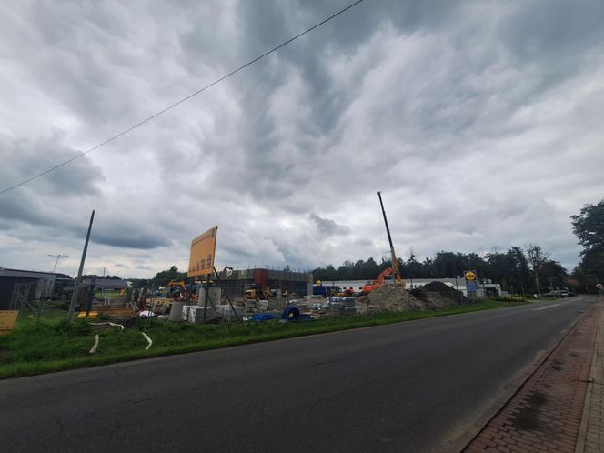 Budowa restauracji McDonald's w Świerklańcu