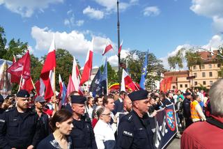 Marsz Suwerenności przeszedł ulicami Warszawy