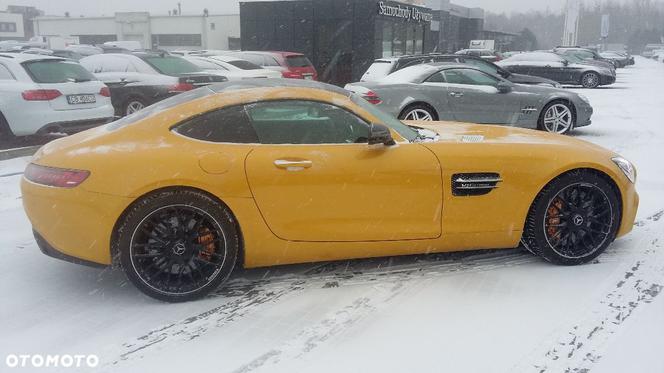Krzysztof Rutkowski sprzedaje Mercedesa AMG GT S