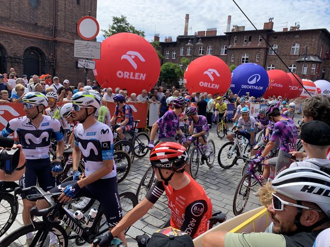 Tour de Pologne 2025. Start w Katowicach Nikiszowcu