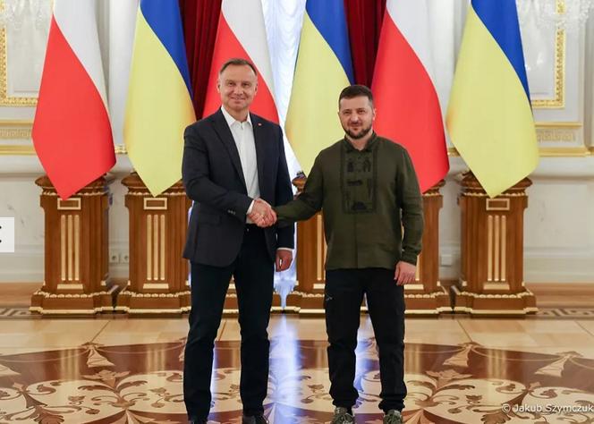 Andrzej Duda w Kijowie. Został uhonorowany w Alei Odważnych