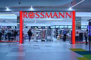 Pierwszorzędny podkład dla kobiet 40+ w promocji Rossmanna. Kosztuje mniej niż 20 zł