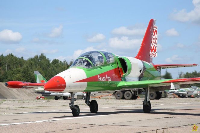 Białoruś zbroi Afrykę? Mińsk dostarcza broń i szkoli operatorów dronów
