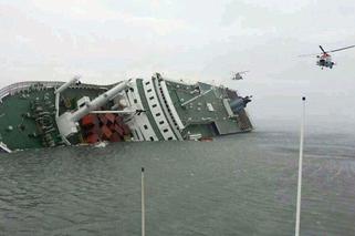Tragedia w Korei: Słyszeliśmy przeraźliwe krzyki zanim statek zaczął się przechylać!