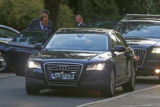 Premier Donald Tusk jest wożony Audi A8