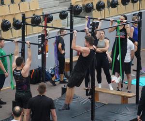 Ponad 300 osób ćwiczyło na SISU Arenie. Za nami ogólnopolski trening kalisteniki! 