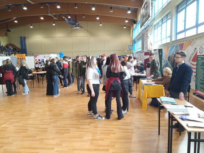 Fotorelacja z 14. Targów Edukacyjnych i dni otwartych w Zespole Szkół Ponadgimnazjalnych nr 3 w Siedlcach