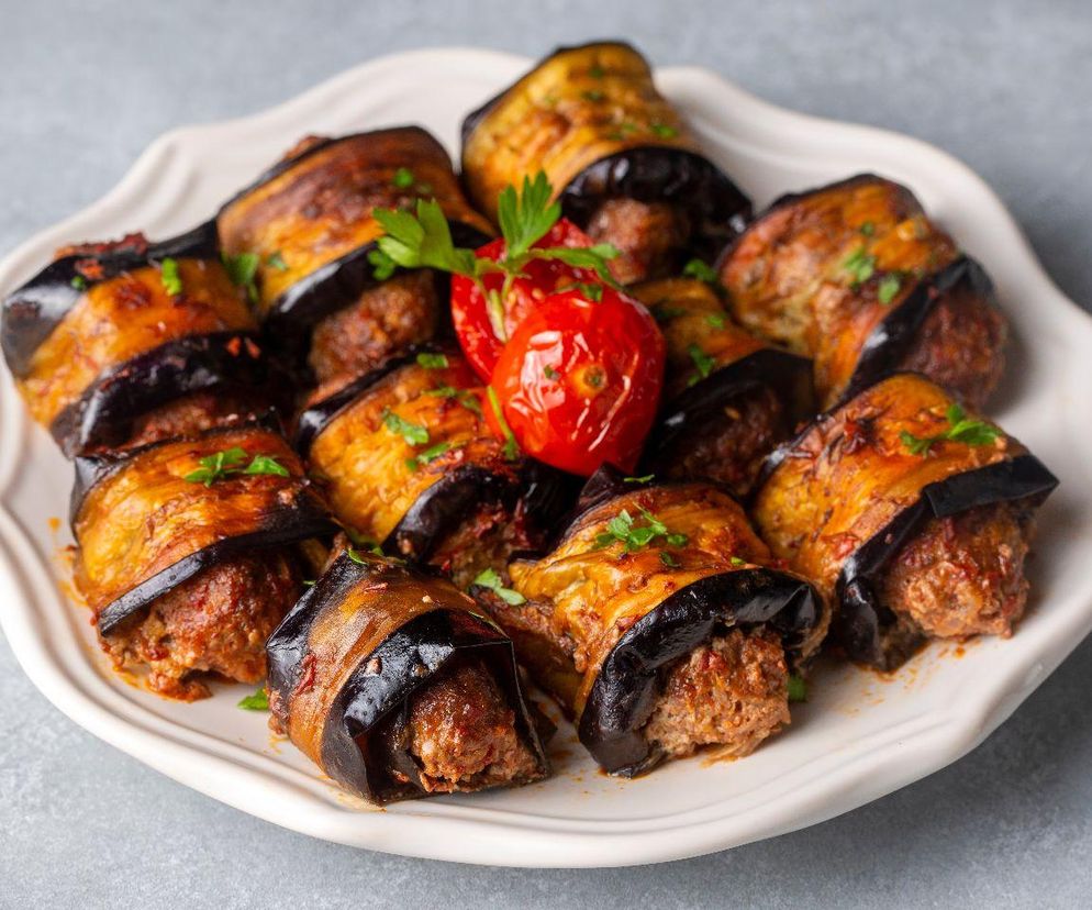 roladki z bakłażana z mięsem mielonym