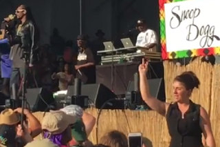 Tłumaczka języka migowego na koncercie Snoop Dogga przyćmiła rapera!