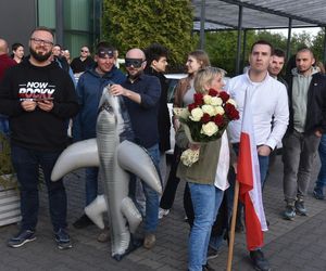 Rafał Trzaskowski, Sławomir Mentzen