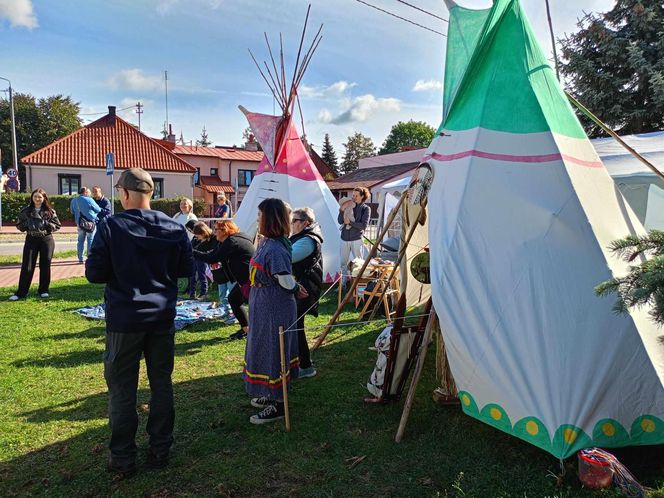 IV Węgrowski Konwent Fantastyki zorganizowała Fundację Prima Security w ramach projektu „Świat Wyobraźni – Kraina Mistrza Twardowskiego”.