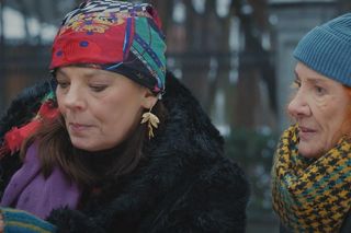 M jak miłość, odcinek 1858: Wróżka (Małgorzata Then Stępień), Pani Ola (Ewa Kolasińska) 