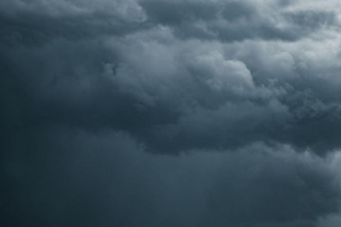 Halloween z ponurym klimatem i wichurami. Pogoda ma nieprzyjemne niespodzianki