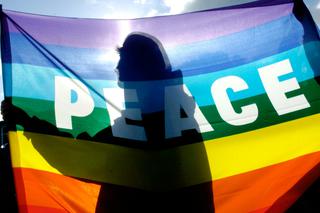 Strzelanina w Orlando: Jak zmienić zdjęcie profilowe na Facebooku, by uczcić ofiary?