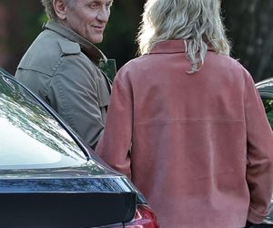 Andrzej Chyra smyra i całuje