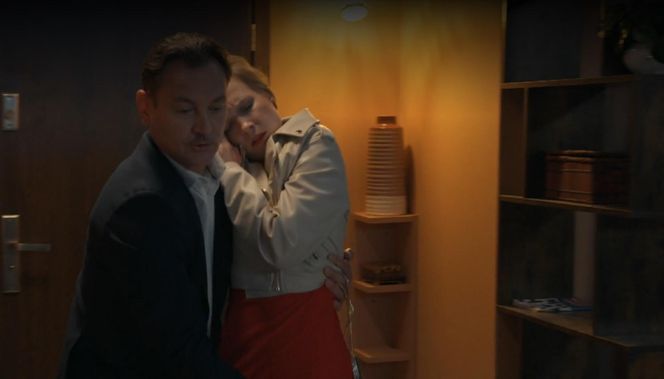 Barwy szczęścia odc. 3240. Sonia (Weronika Nockowska), Robert Stefaniak (Paweł Ławrynowicz)