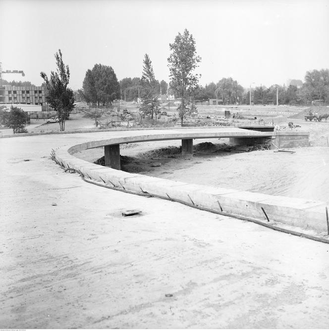 Ślimak Trasy Łazienkowskiej podczas budowy