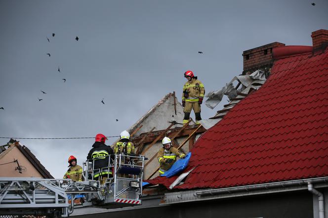 Wichury w Polsce 21.02.2022. Burze i silny wiatr atakują z wielką siłą. Pogodowy koszmar trwa! [OSTRZEŻENIA IMGW i RADAR WIATRU]