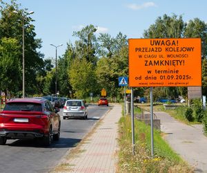 Zamknięcie przejazdu w Gliwicach Łabędach od 1 września. Kierowców i pasażerów czekają duże utrudnienia