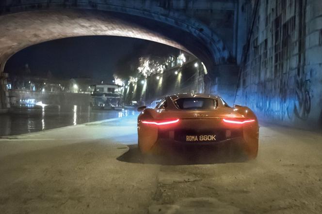 Jaguar C-X75 z filmu "Spectre"
