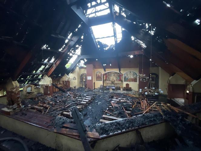 Spalony kościół w Sosnowcu