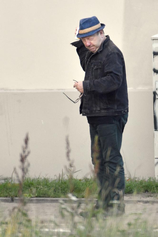 Zbigniew Zamachowski walczy z komarami