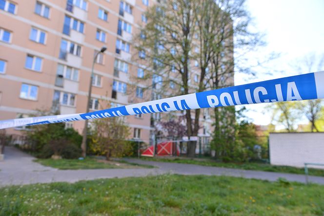 Tragedia w Krakowie. Nie żyje młody mężczyzna, który wypadł z 8. piętra