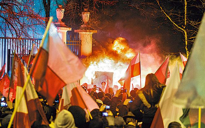 To rzecznik ONR podpalił ambasadę rosyjską