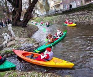 Orszak Świętego przepłynie Kłodawkę. Mikołajkowy Spływ Kajakowy w Gorzowie.