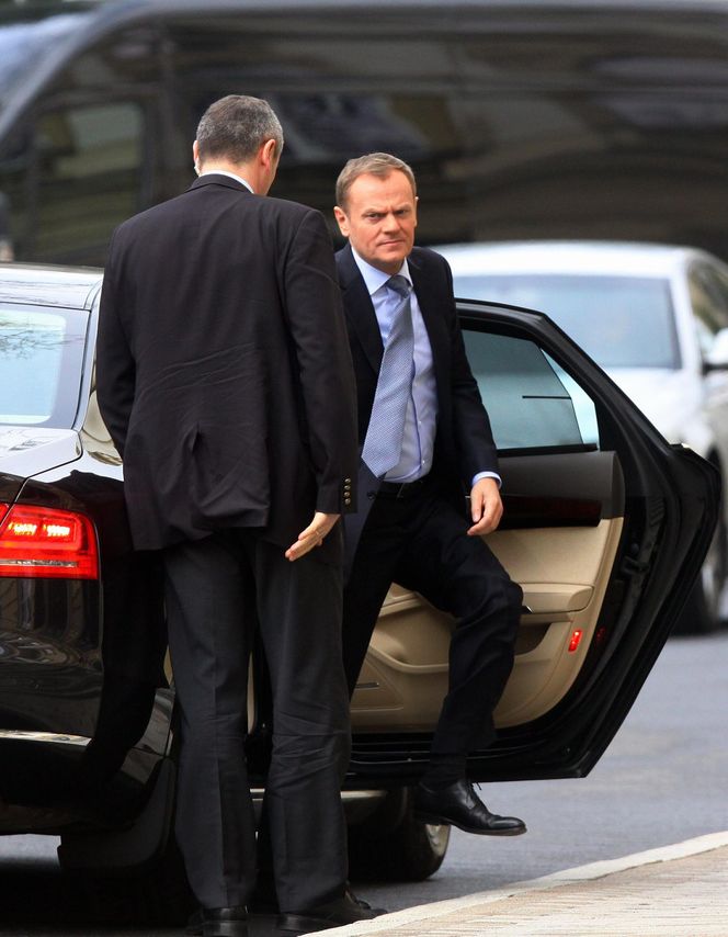 AI wybrała 5 najlepszych polityków w Polsce ostatnich 30 lat!